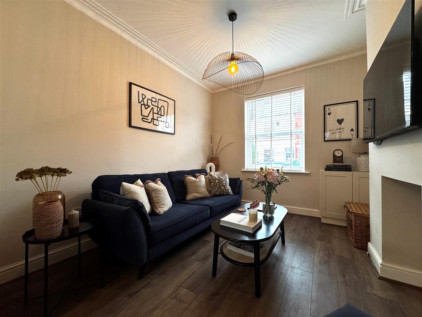 2 Bedroom House To Buy image 3